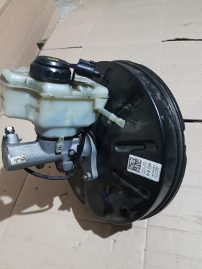 Вакуумный усилитель Volkswagen Passat B7 2.5 1.8 USA 2011-2015 561614105B, 561614106A, 561614106C