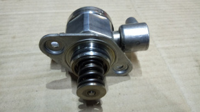 Топливный насос высокого давления Volkswagen Passat B7 1.8 USA CPRA 2011-2017 06A127026A