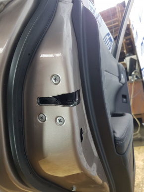 Замок двери задней левой SUBARU FORESTER SJ 2014-2018 61035SG010 00-00012381