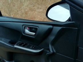Дверь в сборе передняя левая Toyota Camry V55 2AR-FE 2015-2017