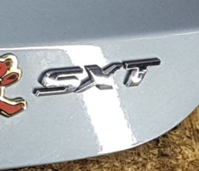 Эмблема SXT крышки багажника DODGE DART 2013-2016 00-00011666