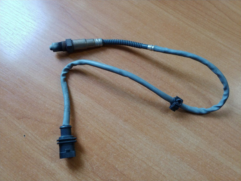 Лямбда-зонд передний MASERATI LEVANTE GHIBLI 670009075