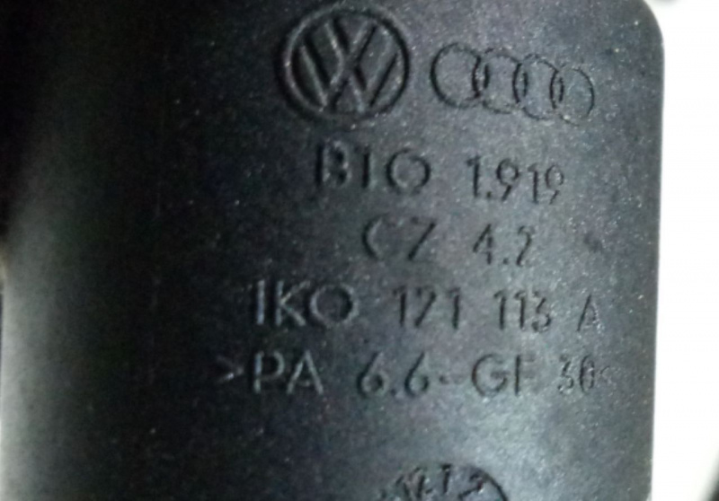 Корпус термостата, фланец Volkswagen Jetta VI 2.0 162 CBPA 2011-2018 06A121132R