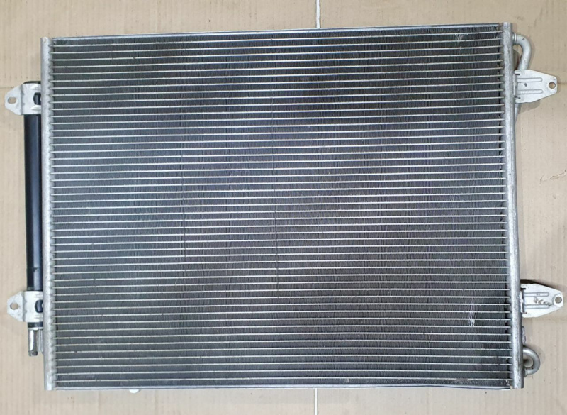 Радиатор кондиционера Volkswagen Passat B7 2.5 1.8 USA 2011-2015 561820411