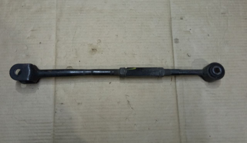 Рычаг задний поперечный развальный левый Toyota Camry 40 2.4 2AZ-FE 2006-2011 4874033100