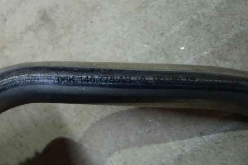 Трубка маслопровода(турбины) Volkswagen Passat B7 1.8 USA CPRA 2011-2017 06K145778AB