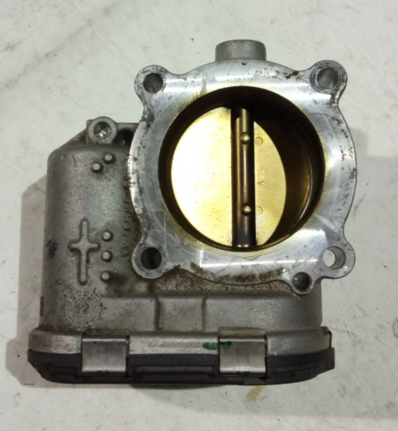 Дроссельная заслонка Volkswagen Passat B7 1.8 USA CPRA 2011-2015 06K133062E