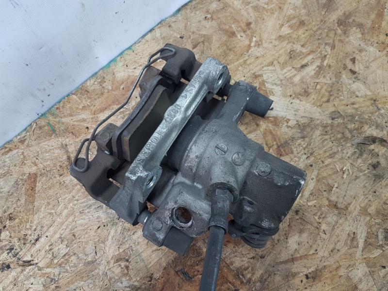 Суппорт задний левый FWD Ford Escape MK3 2013-2019 CV6Z1104F