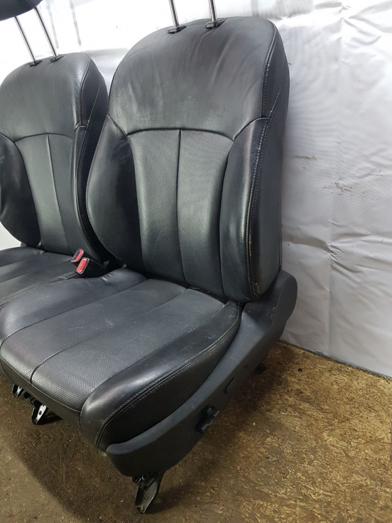 Водительское сидение кожаное SUBARU OUTBACK EJ25 2010-2014 64140AJ03BVH