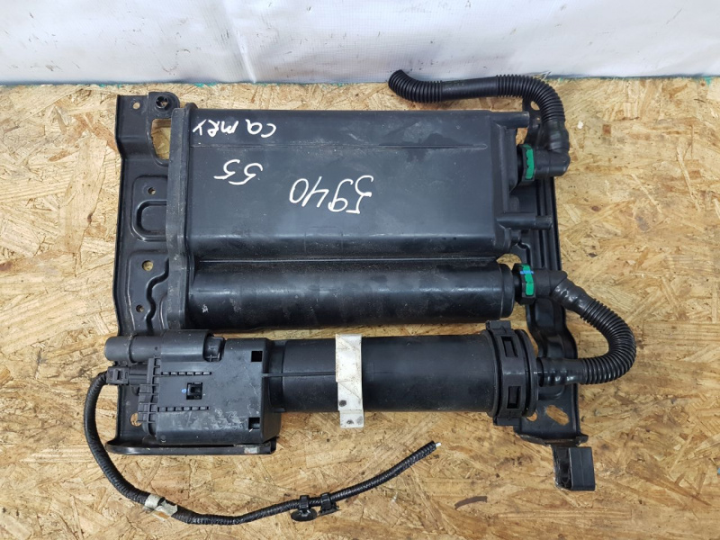 Канистра с углем абсорбер hybrid Toyota Camry V55 2AR-FE 2015-2017 7774033200