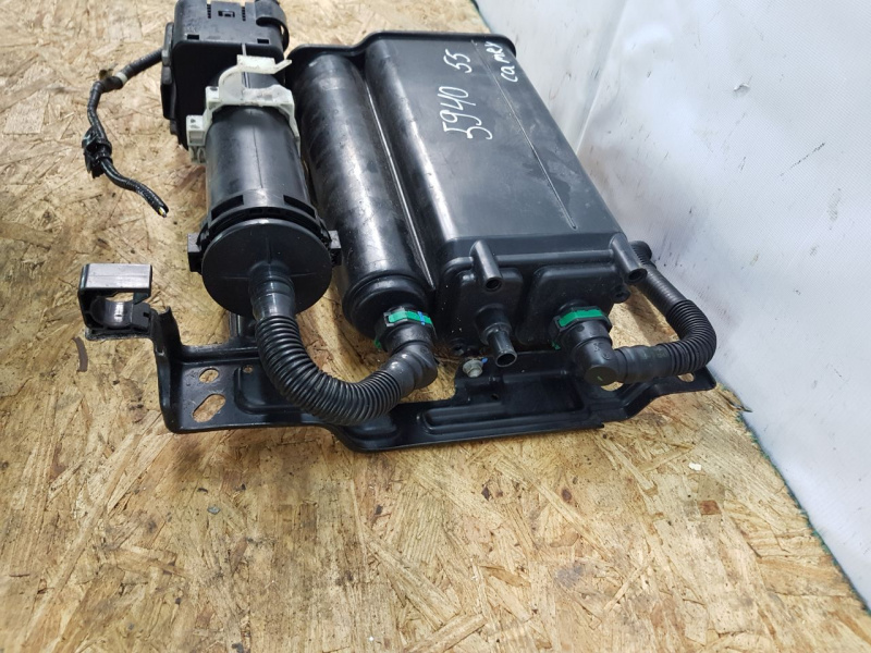 Канистра с углем абсорбер hybrid Toyota Camry V55 2AR-FE 2015-2017 7774033200