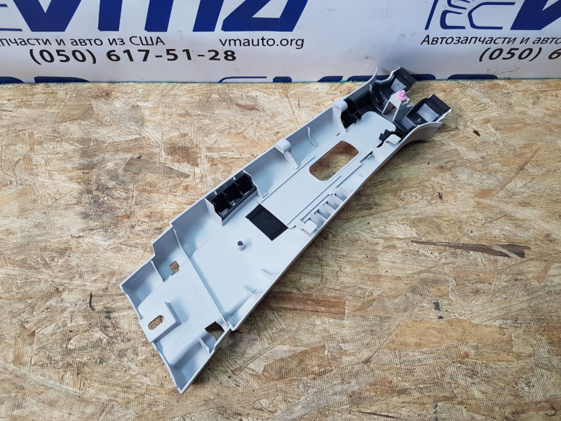 Накладка центральной стойки верхняя ремень правая SUBARU FORESTER SJ 2014-2018 94012SG020LO