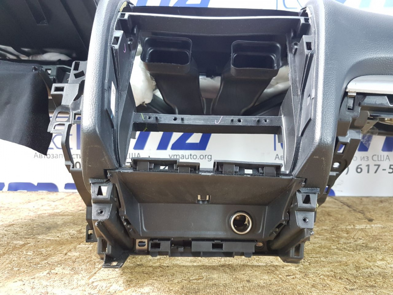 Торпедо передняя панель голая SUBARU FORESTER SJ 2014-2018 66040FJ011