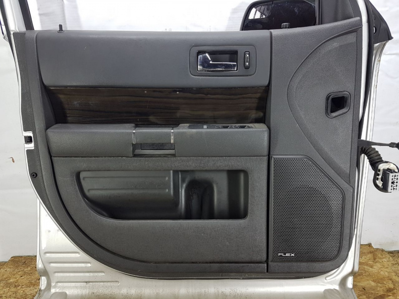 Дверь в сборе передняя левая FORD FLEX 2009-2019 AA8Z7420125B