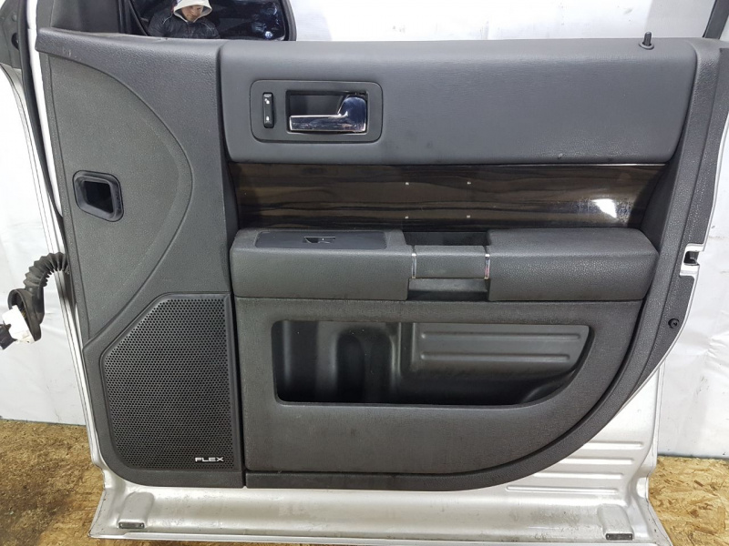 Дверь в сборе передняя правая FORD FLEX 2009-2019 AA8Z7420124A