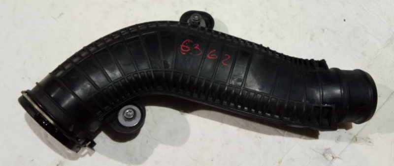 Патрубок интеркулера Volkswagen Passat B7 1.8 USA CPRA 2011-2015 1K0145840R