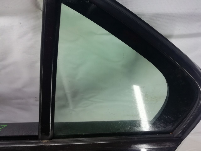 Молдинг дверь-стекло центральный задний левый матовый VOLKSWAGEN JETTA 6 2011-2018 5C6839477A5AP