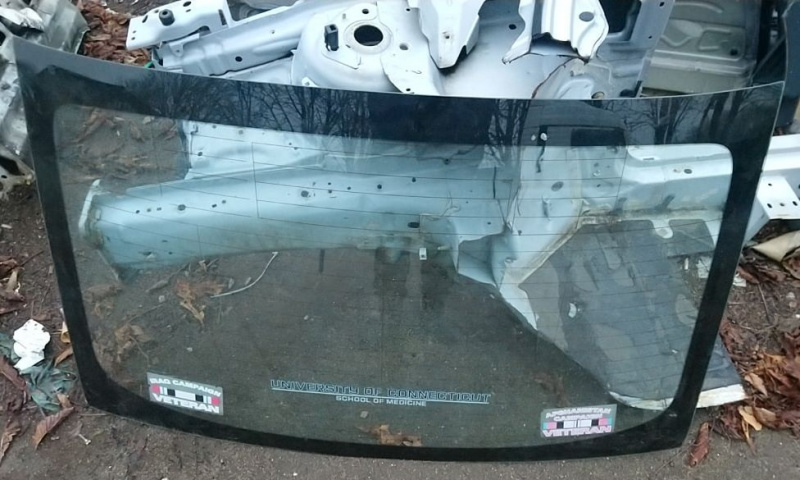Стекло заднее Mazda 3 BM 2014-2018 BHN163930D BJS763930D